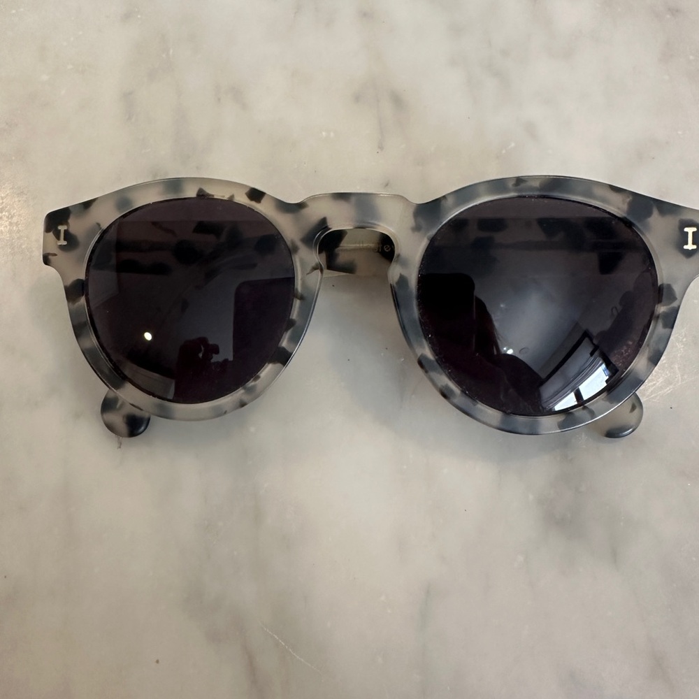 Illesteva Leopard Print Sunglasses
